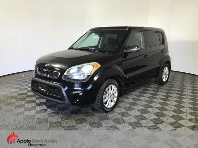 2013 Kia Soul + 2013 Kia Soul +