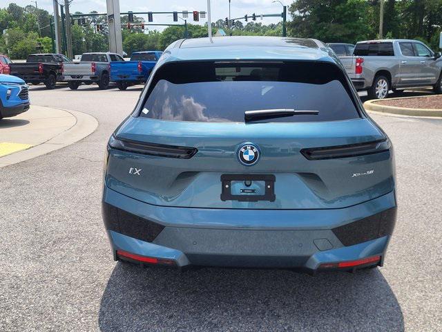 2025 BMW iX xDrive50