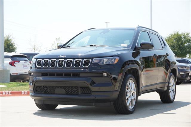 2024 Jeep Compass Latitude Lux FWD