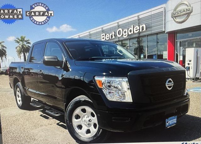 2022 Nissan TITAN Crew Cab S 4x4