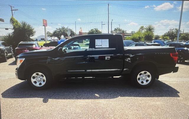 2022 Nissan TITAN Crew Cab S 4x4