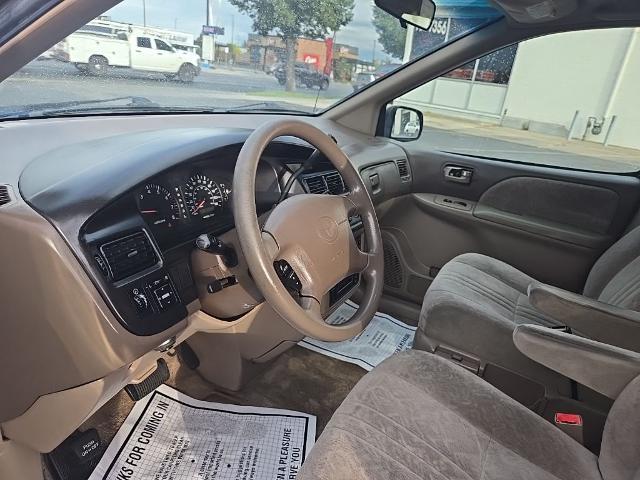2000 Toyota Sienna Unknown