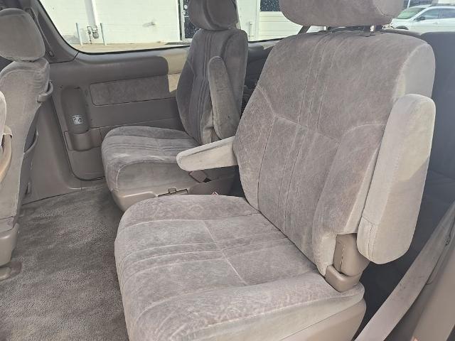 2000 Toyota Sienna Unknown