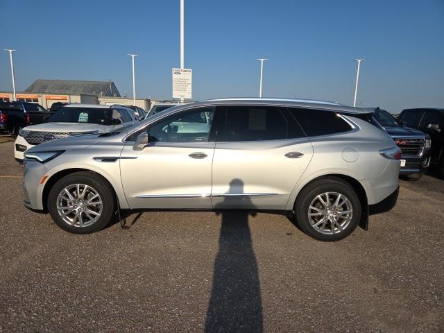2022 Buick Enclave AWD Essence