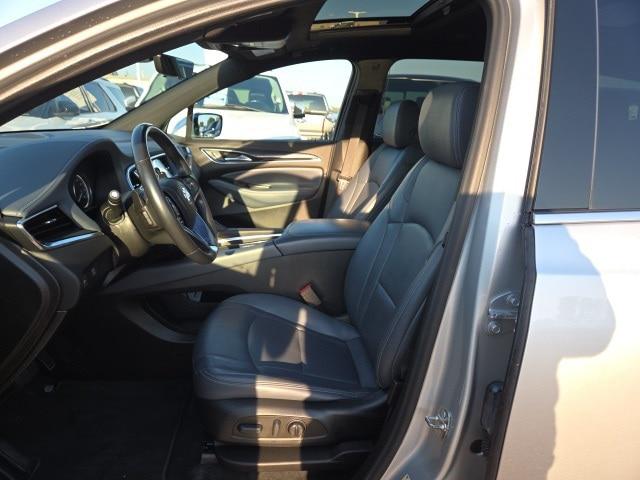 2022 Buick Enclave AWD Essence