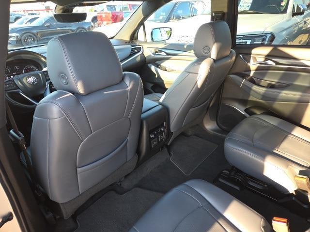 2022 Buick Enclave AWD Essence
