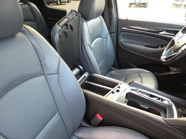 2022 Buick Enclave AWD Essence
