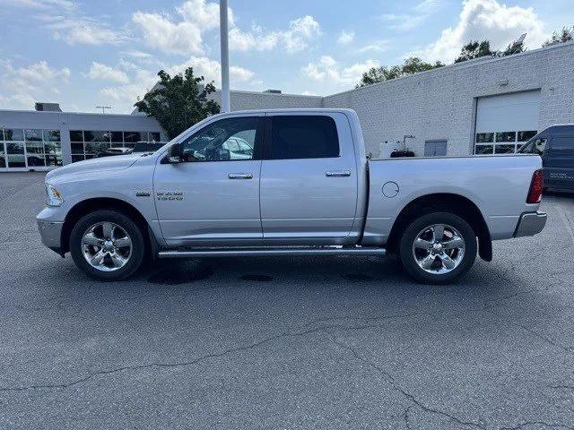 2017 RAM 1500 Big Horn Crew Cab 4x4 57 Box