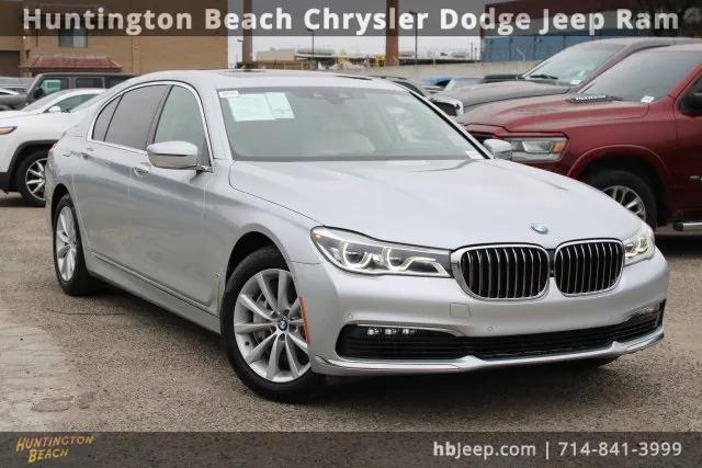 2016 BMW 750i 750i