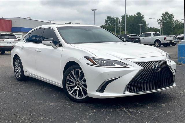 2020 Lexus ES 300h 300h