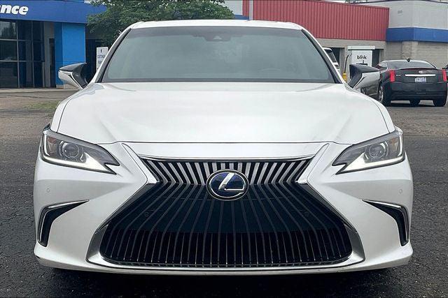 2020 Lexus ES 300h 300h