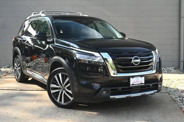 2022 Nissan Pathfinder Platinum 4WD