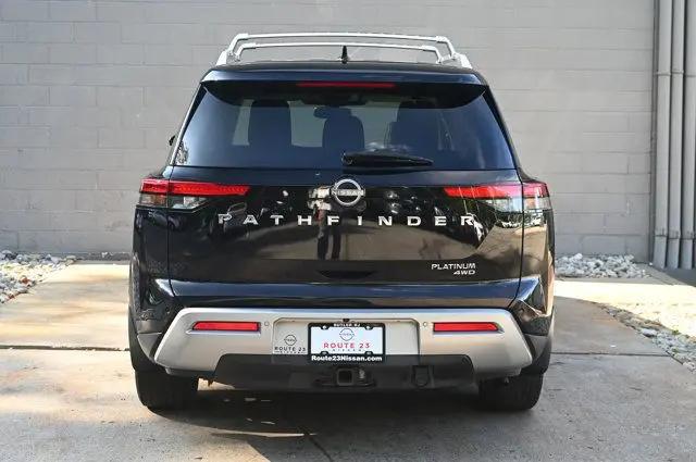 2022 Nissan Pathfinder Platinum 4WD