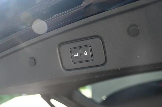 2022 Nissan Pathfinder Platinum 4WD