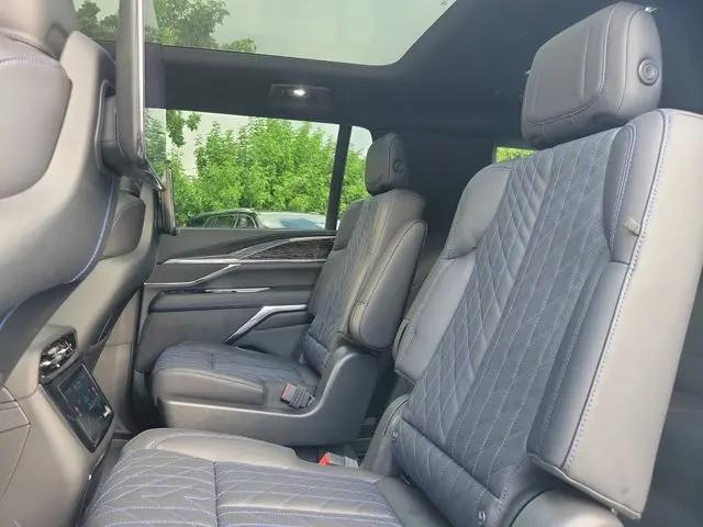 2026 Cadillac Escalade IQL Luxury AWD