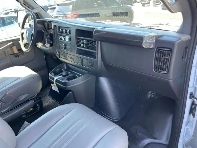2025 Chevrolet Express Cargo Van RWD 2500 Regular Wheelbase WT