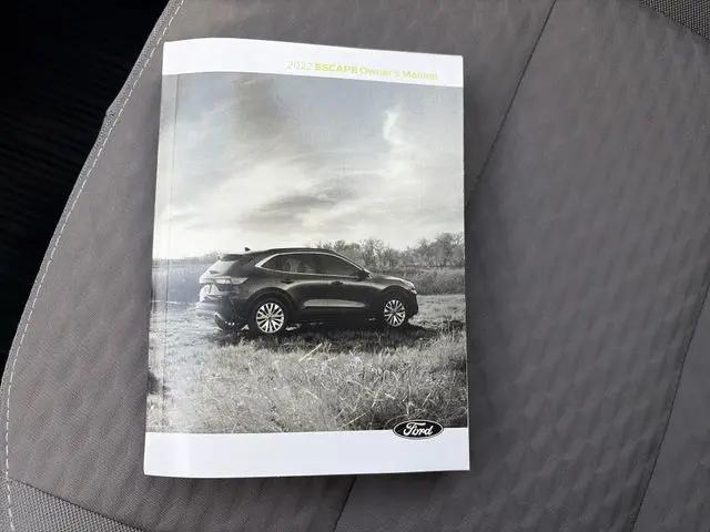 2022 Ford Escape SE