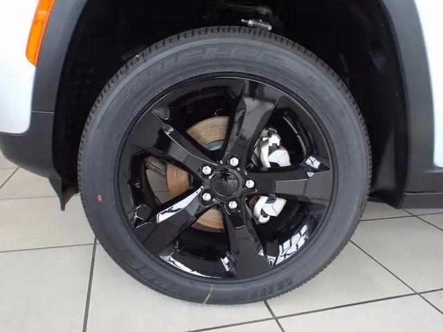 2025 Jeep Grand Cherokee Altitude X 4x4