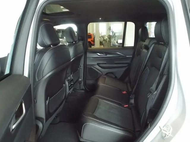 2025 Jeep Grand Cherokee Altitude X 4x4