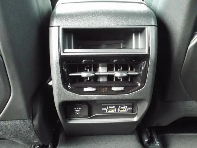 2025 Jeep Grand Cherokee Altitude X 4x4