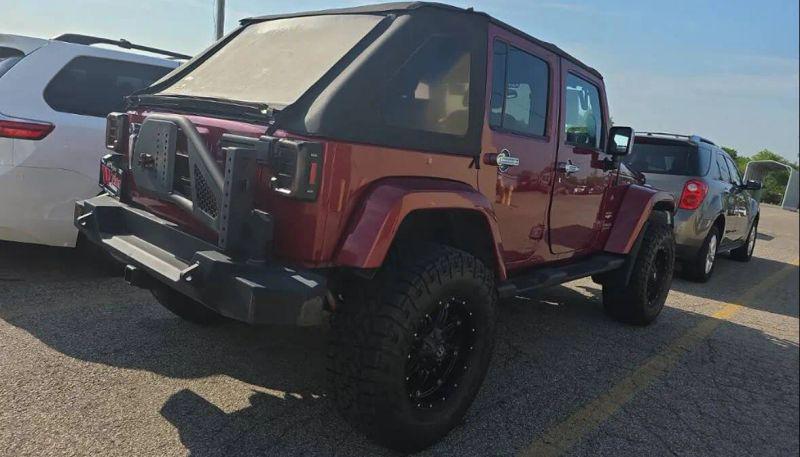 2012 Jeep Wrangler Unlimited Sahara