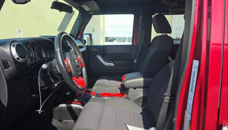 2012 Jeep Wrangler Unlimited Sahara