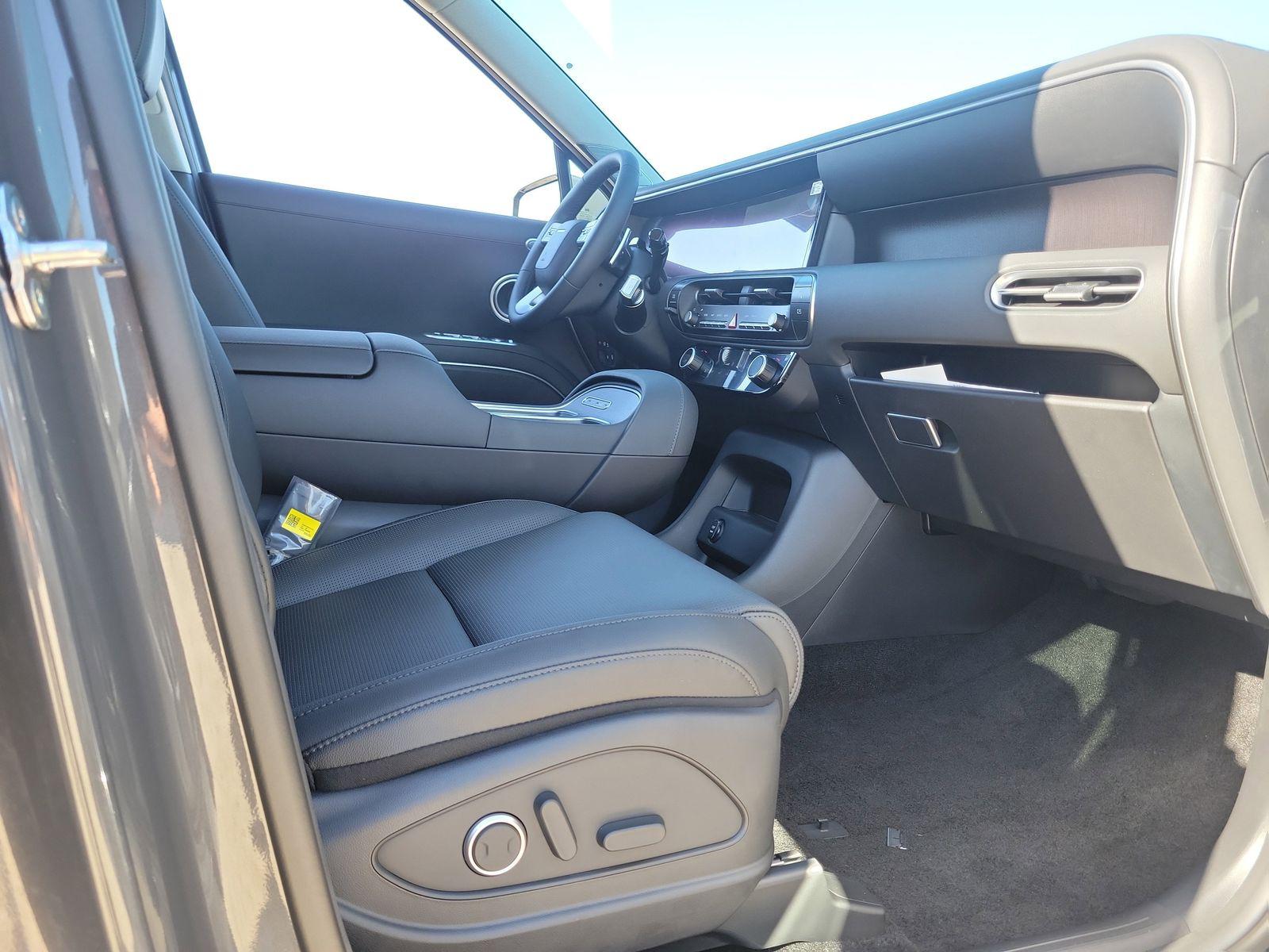 2026 Hyundai Palisade Limited - Photo 16