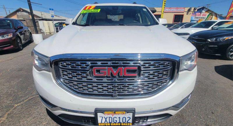2017 GMC Acadia Denali