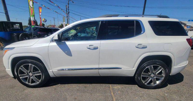 2017 GMC Acadia Denali