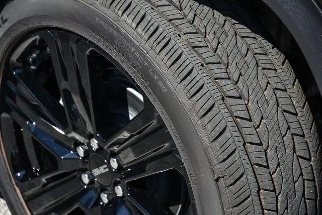 2026 GMC Acadia FWD Elevation
