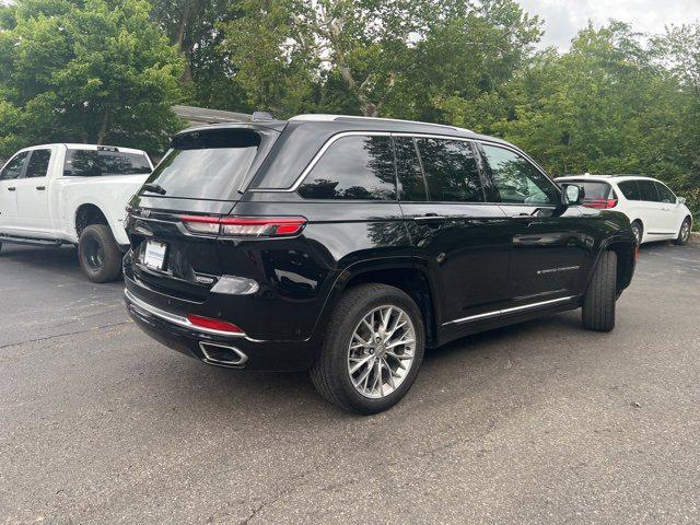 2022 Jeep Grand Cherokee Summit 4x4