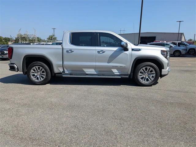 2022 GMC Sierra 1500 4WD Crew Cab Short Box Denali 2022 GMC Sierra 1500 4WD Crew Cab Short Box Denali