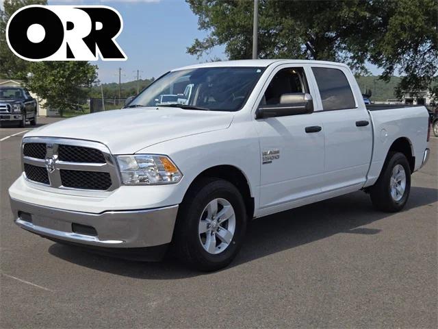 2023 RAM 1500 Classic SLT Crew Cab 4x2 57 Box 2023 RAM 1500 Classic SLT Crew Cab 4x2 57 Box