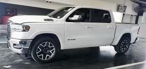 2025 RAM 1500 Laramie Crew Cab 4x4 57 Box