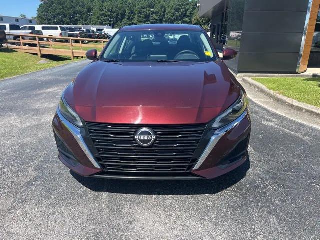 2023 Nissan Altima SV FWD