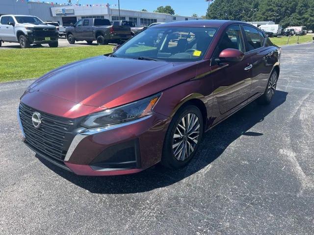 2023 Nissan Altima SV FWD