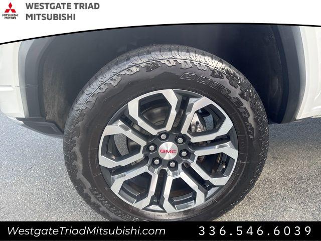 2023 GMC Canyon 4WD Crew Cab Short Box AT4