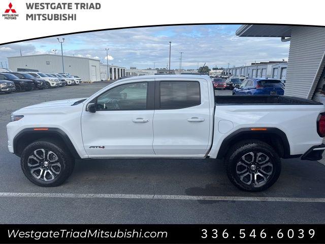 2023 GMC Canyon 4WD Crew Cab Short Box AT4