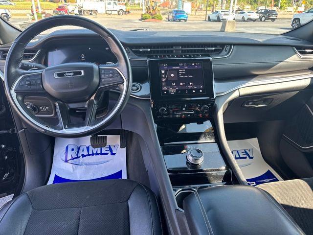 2022 Jeep Grand Cherokee L Altitude 4x4