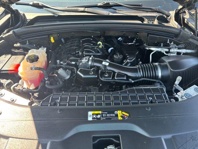 2022 Jeep Grand Cherokee L Altitude 4x4