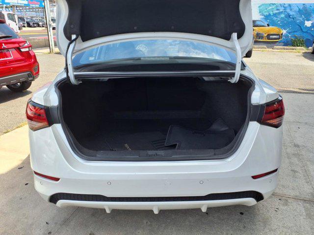2024 Nissan Sentra SV Xtronic CVT