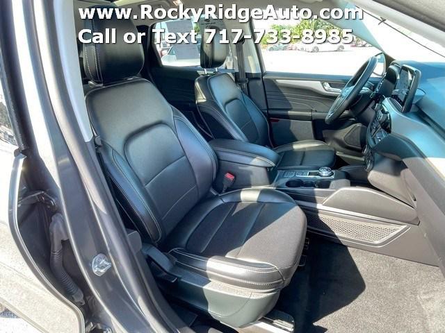 2022 Ford Escape SEL