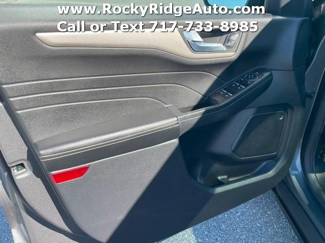 2022 Ford Escape SEL