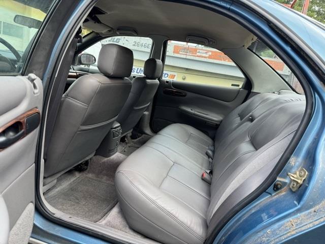 1993 Chrysler Concorde Base