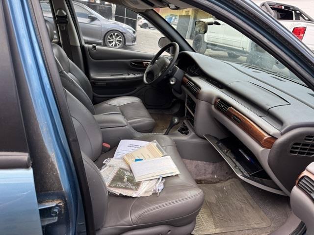 1993 Chrysler Concorde Base