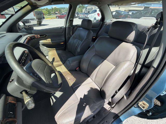 1993 Chrysler Concorde Base
