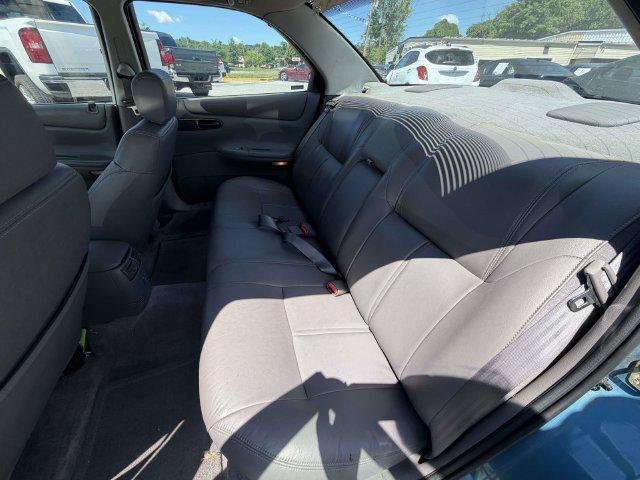 1993 Chrysler Concorde Base