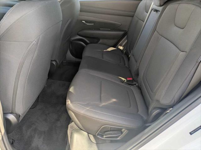 2025 Hyundai Tucson SE