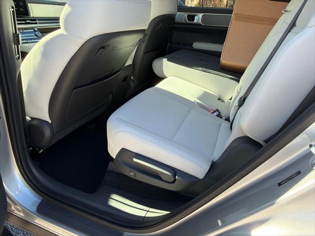 2026 Hyundai Santa Fe SE