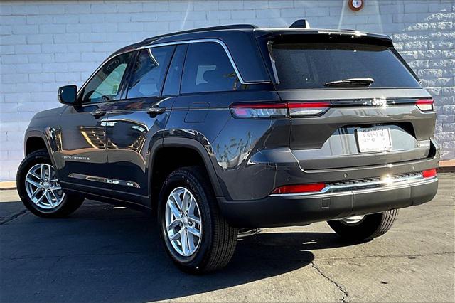 2025 Jeep Grand Cherokee GRAND CHEROKEE LAREDO X 4X2 2025 Jeep Grand Cherokee GRAND CHEROKEE LAREDO X 4X2